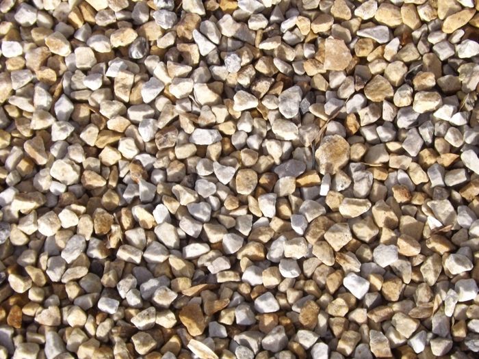 Ton bags of Glenview gold pebble (Call to check stock)