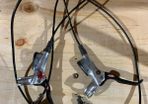 Avid carbon bike hydraulic brakes