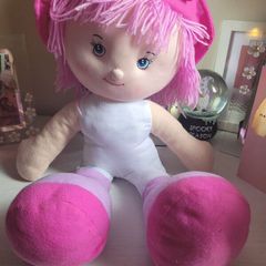 plush ragdoll