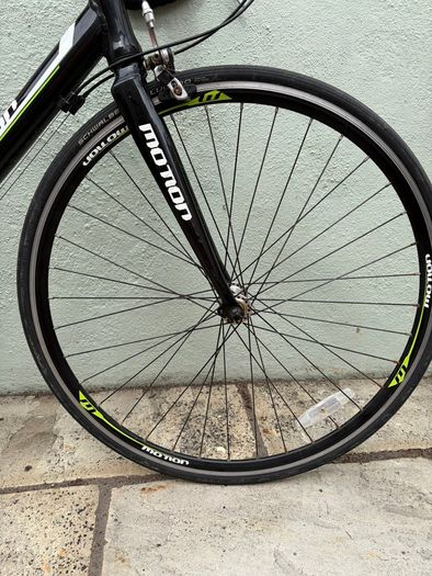 Motion Typhoon Road Bike