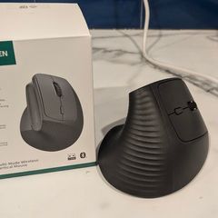 UGREEN Vertical Mouse - Bluetooth + USB Dongle 2.4GHz