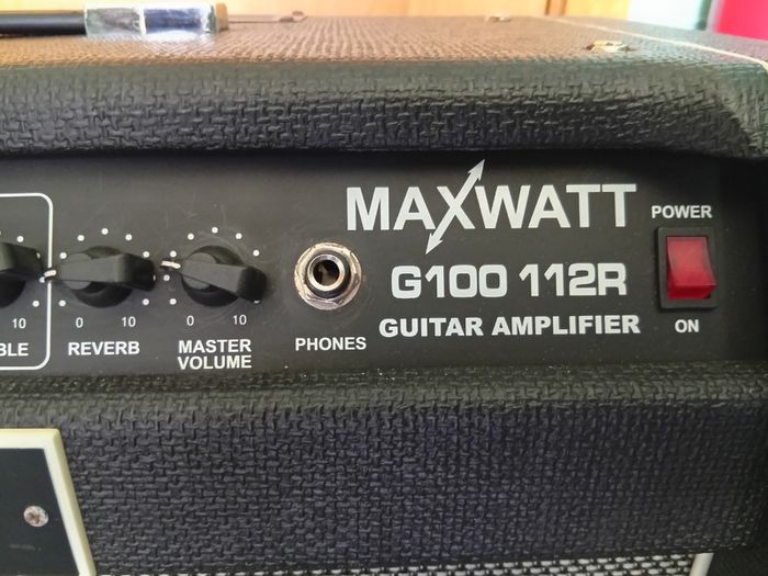 Hiwatt Maxwatt G100 112R guitar amplifier