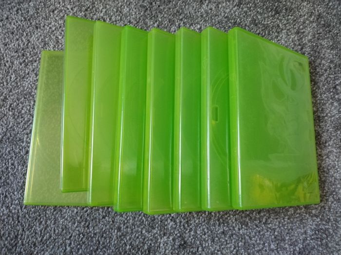 Xbox 360 Green Plastic Game Cases