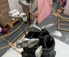 set golf clubs