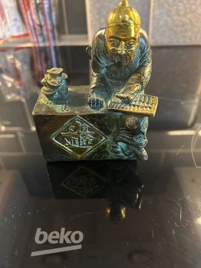 bronze Japanese trader