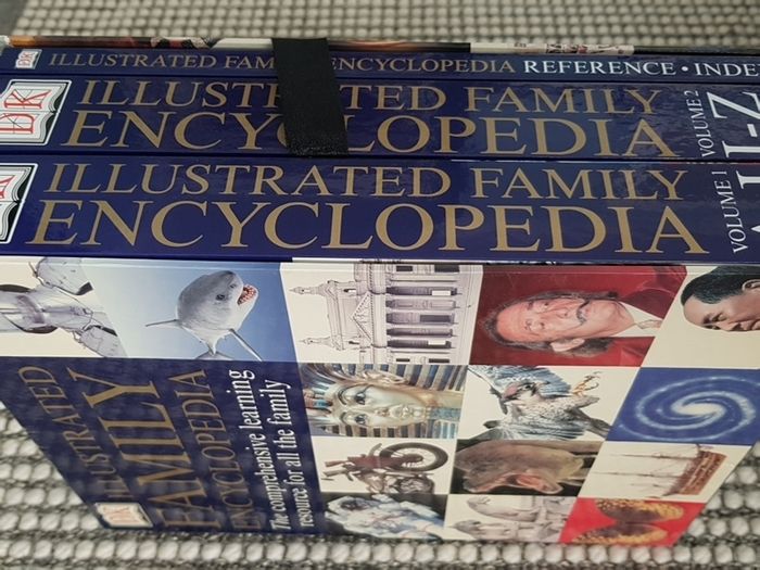 DK Illustrated Family Encyclopedia