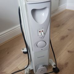 Oil heating electric