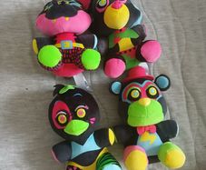 Five nights at freddies plushies