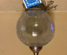 GORGEOUS BRAND new crackled glass hanging candle holder