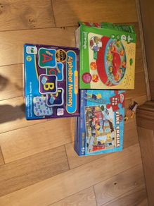 Puzzles/Toys