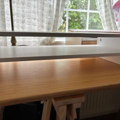 Monitor riser with shelf - white