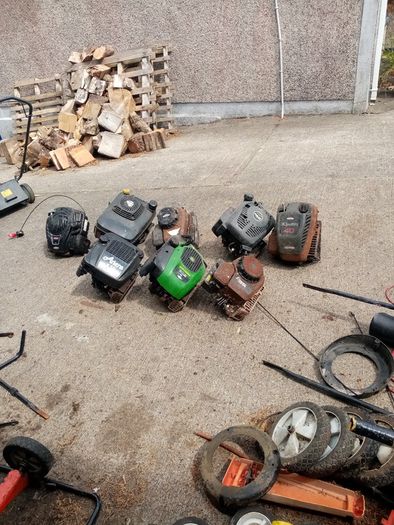 Lawnmower engines for sale