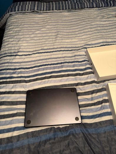 MacBook Air m5 13" (2025)