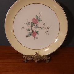Vintage Arklow Pottery Cake Display Plate in the Caroline Pattern, Made Exclusively for the China Showrooms Dublin