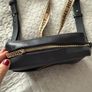 Tommy Hilfiger crossbody shoulder bag handbag women/ camera bag Image 2
