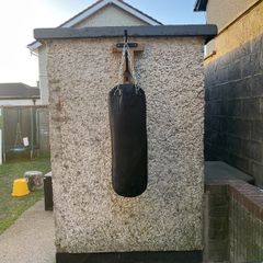 boxing bag with bracket