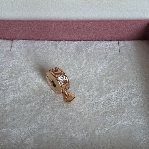 Pandora rose gold Infinite hearts sparkling dangling clip charm ,two small signs of the back but not visible