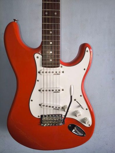 Vintage V6 Stratocaster