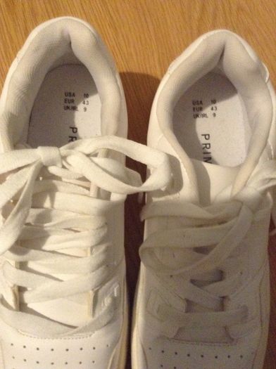 Trainers size 10, EUR size 43 brand new