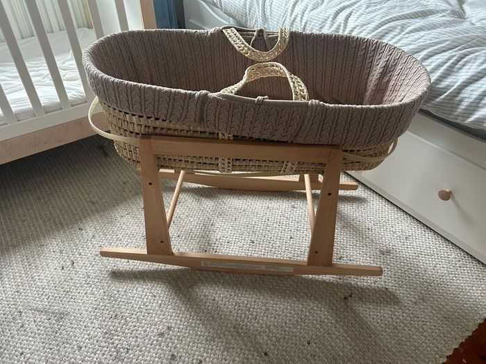 Little Green Sheep Moses Basket & Rocking Stand