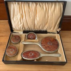 Antique Dressing Table Set