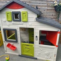 playhouse
