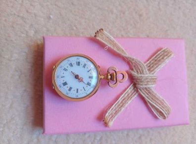 Beautiful Ladies Antique Gold watch