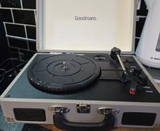 portable record player