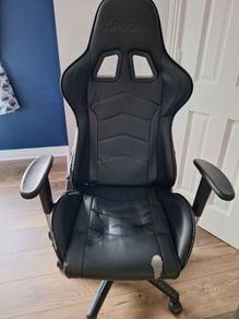 Games / Office Chair