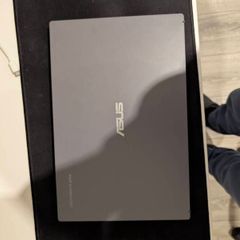 ASUS Chromebook Plus CX34 laptop