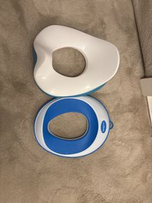 Toddler toilet seats