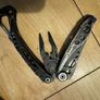 leatherman Skeletool cx fishing camping edc multitool Image 2