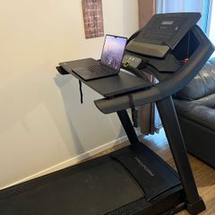 ProForm Trainer 8.5 treadmill + treadmill laptop tray