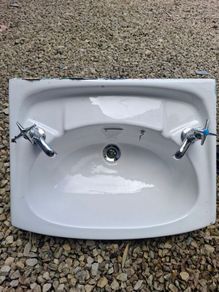 wash basin