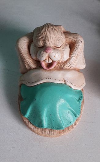 ORNAMENT - Vintage - Rabbit - Yawning Bunny