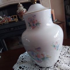 Aynsley Little Sweetheart Large Table China Lamp