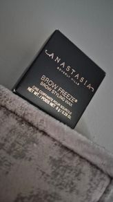 Anastasia Brow Freeze