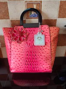 Move & Moda Neon Fuschia handbag