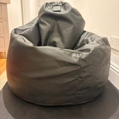 "Happy Pig" Bean Bag lounging chair