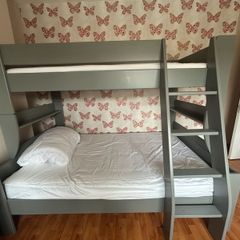 bunk bed