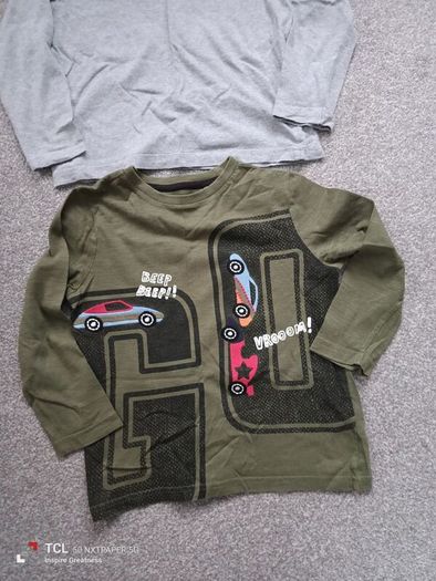 2x boy's long sleeve top. Age 5/6