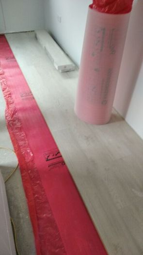 Handyman ,Builder, Carpenter, Flooring service, assemble furniture, installation roller,cornices