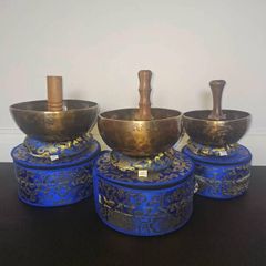 Singing bowls