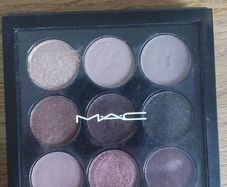 Mac eye shadow pallette