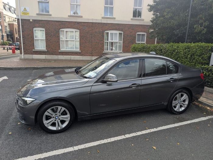 2017 Manual  BMW 318i Low Milage