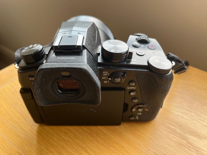 Panasonic Lumix DC-FZ1000 II