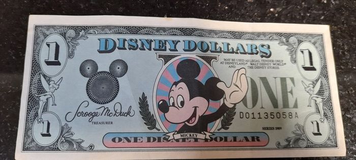 Disney Dollar 1989 with envelope  RARE