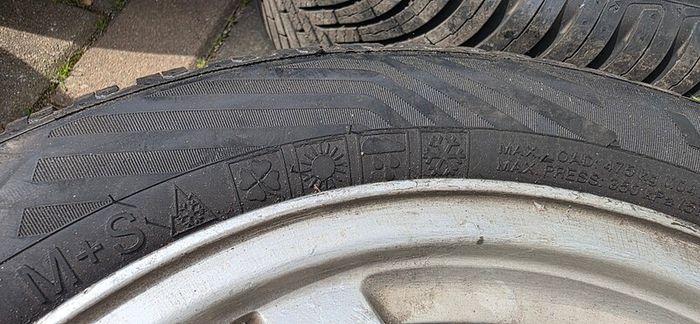 Ford Escort RS2000 1992-1994 mk5 complete wheels