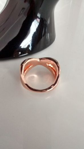 Rose Gold Plated Austrian Crystal Cross Ring