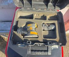 dewalt dcw210 orbital sander